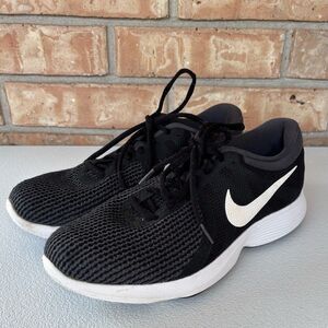 Nike Revolution 4 Black Running Shoes Men’s Sz 8W (AA7402-001)